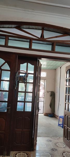 Bán nhà 2 tầng mặt đường nhựa vào trại 1 cũ tổ 10 phường Nam Thanh