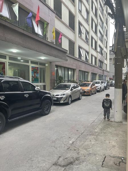 Chính chủ cần bán nhà 5 tầng Lai Xá, Hoài Đức, ôtô để trong, ngoài nhà, thuận tiện kinh doanh