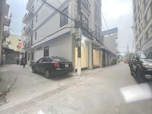 Chính chủ cần bán nhà 5 tầng Lai Xá, Hoài Đức, ôtô để trong, ngoài nhà, thuận tiện kinh doanh