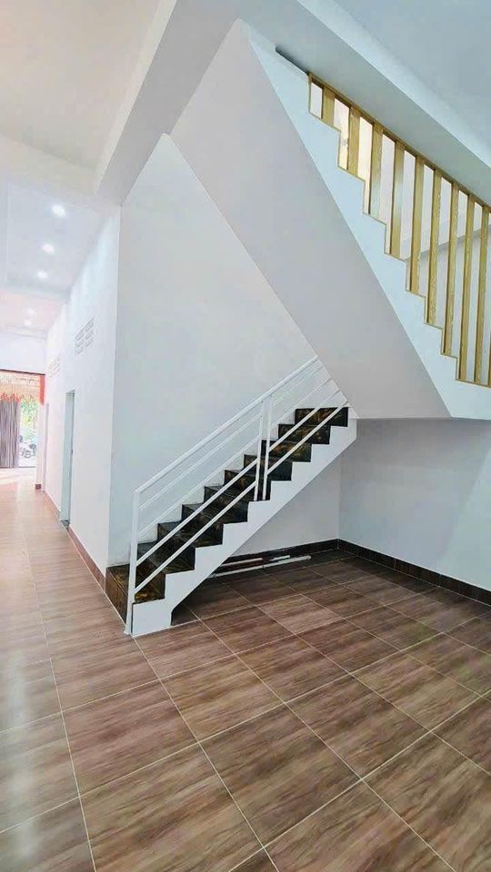 Chính chủ cần bán nhà Xẻo Trôm 5 đường Dự Định Nhà 1 trệt 1 lầu xây kiên cố