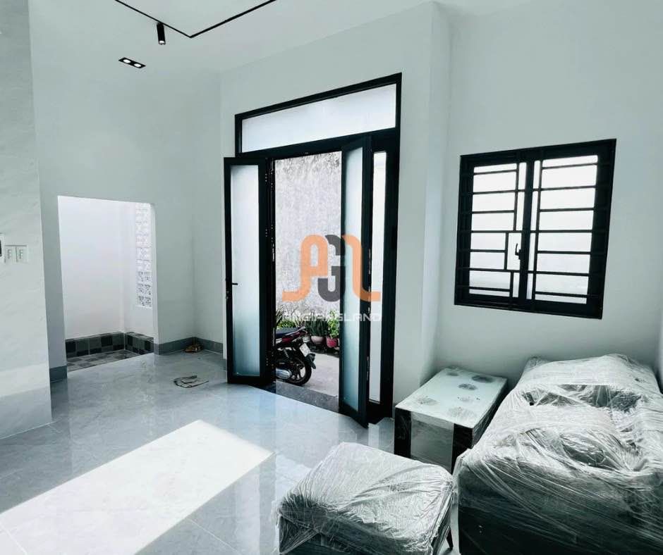 BÁN NHÀ CẤP 4 MỚI ĐẸP BÌNH ĐỨC LONG XUYÊN AN GIANG