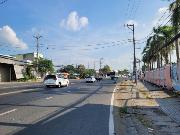 Bán nhà tiền chế 508 m2 đường Trần Hưng Đạo - Bình Đức Long Xuyên An Giang