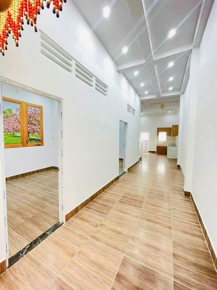 Chính chủ cần bán nhà Xẻo Trôm 5 đường Dự Định Nhà 1 trệt 1 lầu xây kiên cố