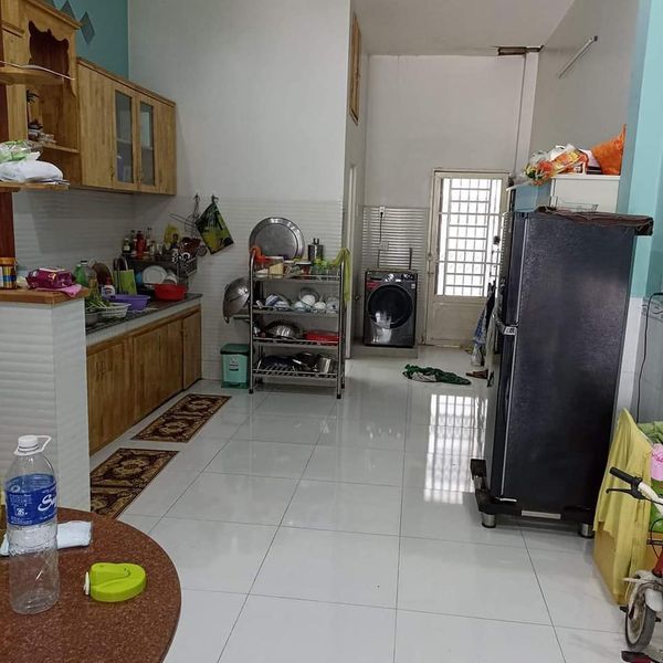 Nhà bán Bình Đức 01, đối diện chợ Trà Ôn. Khu dân cư an ninh, trật tự. Gần văn phòng khóm Bình Đức