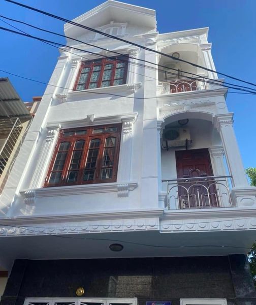 Chủ cần tiền tiêu tết nên bán cắt lỗ căn nhà 3 tầng làn 2 đường Thiên Đức - Vệ An - TP Bắc Ninh