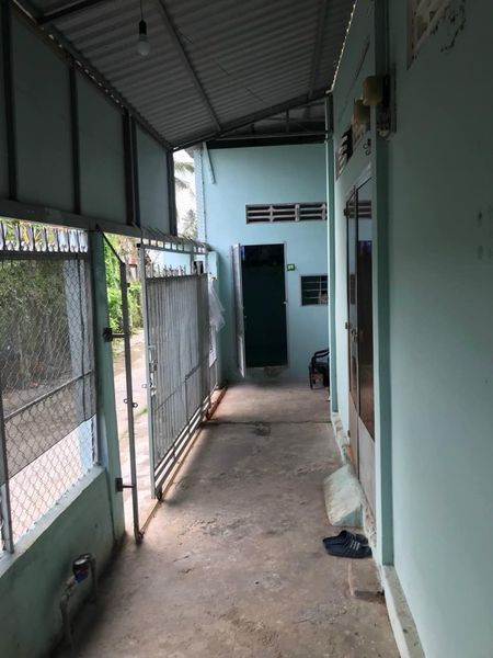 Chủ cần bán dãy nhà trọ 6 phòng thuộc phường 8 thành phố bến tre hiện đang cho thuê 700k/1 phòng