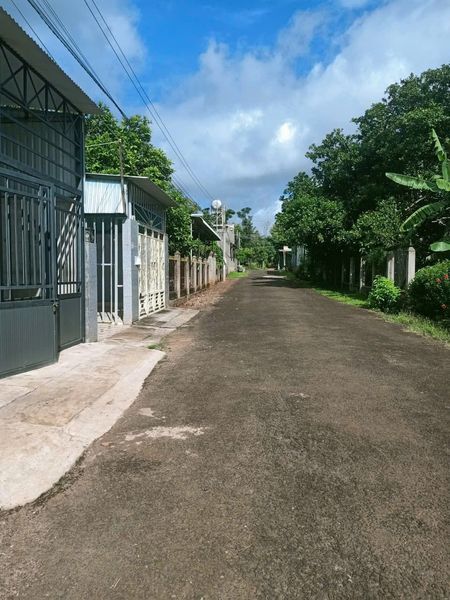 Chủ kẹt tiền cần bán gấp một căn nhà 1 trệt, 1 lầu và 7 phòng trọ đẹp Hòa Hưng, Xuyên mộc- BRVT.
