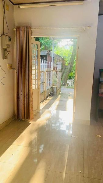 Cho thuêdài hạn giá chỉ 3,5tr nhà cấp 4 có sân cổng rào tại sao mai bình Khánh Long Xuyên An Giang
