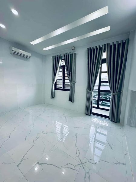 Bán nhà 1 lầu đường Ngô Lợi, gần đường Quản Cơ Thành, P Bình Khánh.