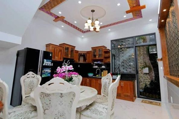 Cần bán 1 trệt 3 lầu hẻm 2 ô tô tránh nhau đường Trương Công Định, P3, TP Vũng Tàu
