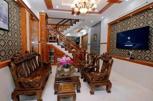 Cần bán 1 trệt 3 lầu hẻm 2 ô tô tránh nhau đường Trương Công Định, P3, TP Vũng Tàu