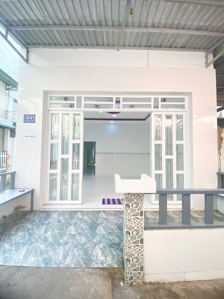 Nhà Góc Hẻm 135 Nguyễn Chí Thanh P.Rạch Sỏi TP rạch giá GIÁ 990TR