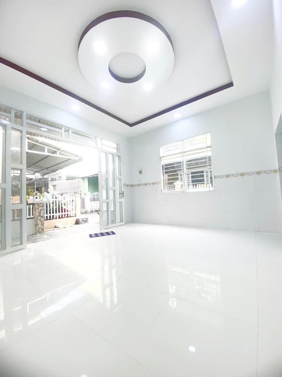 Nhà Góc Hẻm 135 Nguyễn Chí Thanh P.Rạch Sỏi TP rạch giá GIÁ 990TR
