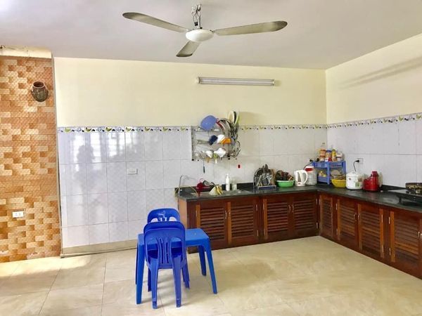 Chính chủ gửi bán nhà 3 tầng mặt đường Lê Phụng Hiểu - Phường Vệ An - TP Bắc Ninh