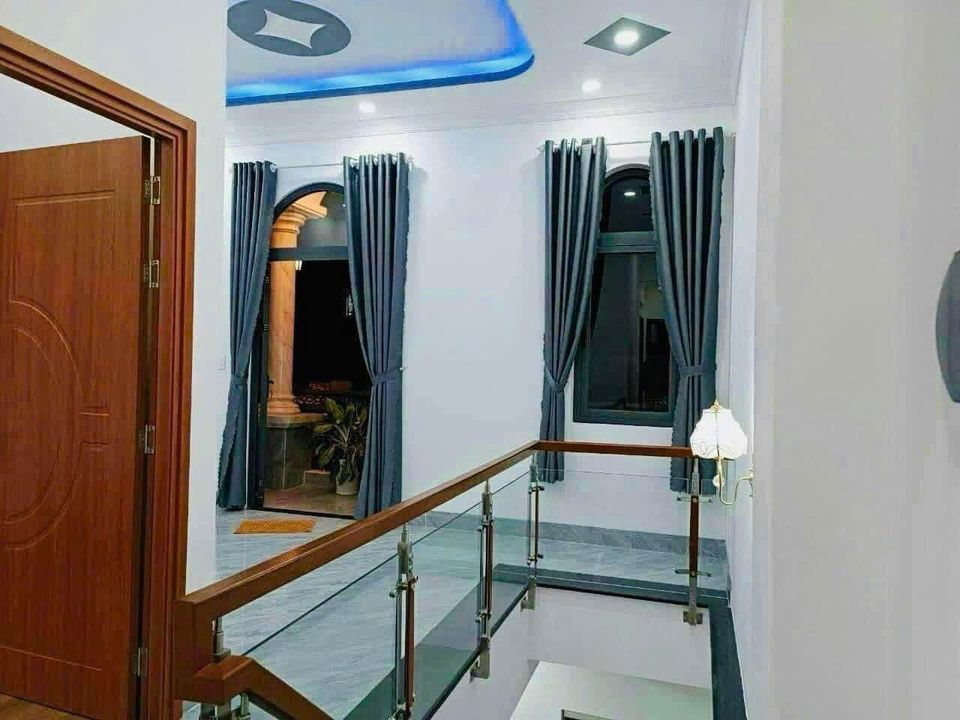 CHO THUÊ NHÀ PHÚ HOÀ full nội thất Ngay CHỢ PHÚ HOÀ 10tr/tháng giáp chủ