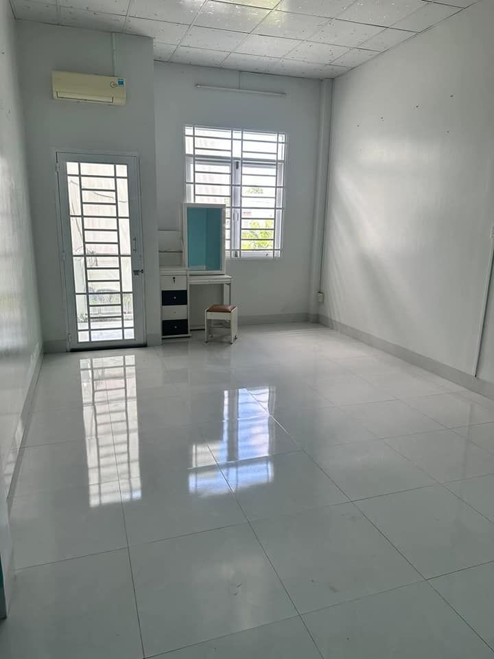 Nhà bán Bình Đức 01, đối diện chợ Trà Ôn. Khu dân cư an ninh, trật tự. Gần văn phòng khóm Bình Đức