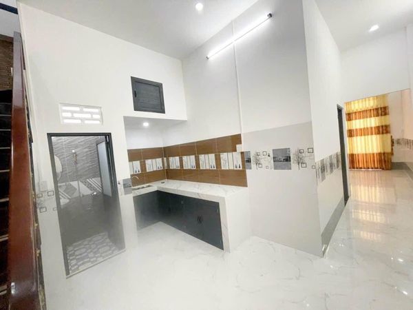 Giảm sâu vài trăm triệu xã lỗ bán nhà 1 Trệt 1 Lầu 2 mặt tiền Khu 8 kỳ , Phường Mỹ Phước Long Xuyên