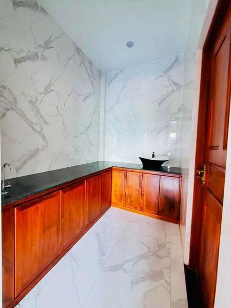 Siêu phẩm tuyệt đẹp Biệt thự 4 lầu ngay góc 2 mặt tiền Sao Mai ngay tt Long Xuyên giá siêu tốt