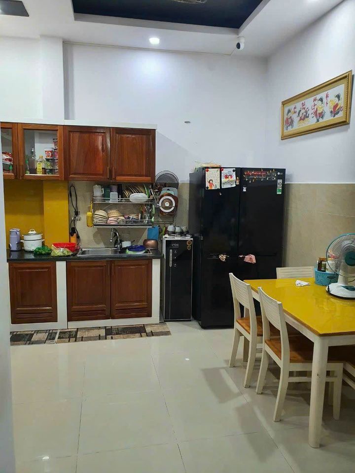 Bán Nhà Đúc Chắc Chắn Đường Xô Viêt nghệ tĩnh P thắng Tam ,Thành Phố . Vũng Tàu.