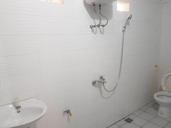 HIỆN TẠI CÓ 2 PHÒNG KHÉP KÍN CHO THUÊ số nhà 38 mặt đường phía Tây Minh Khai, tổ 7, Minh Khai