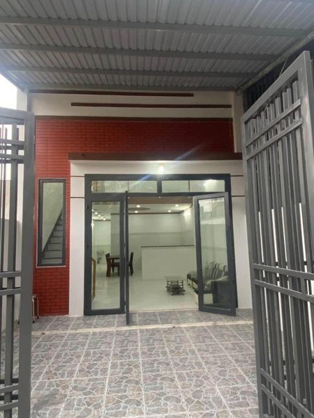 Nhà trệt lửng gần ủy ban Phường. KP3 Trảng Dài Biên Hòa. Đường Bùi Trọng Nghĩa vào 1 sec 60m là đến