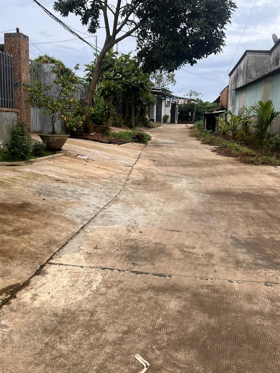 Đất hẻm Lạc Long Quân, pleiku đường bê tông, khu dân cư an ninh, cách chợ Âu cơ vài bước chân