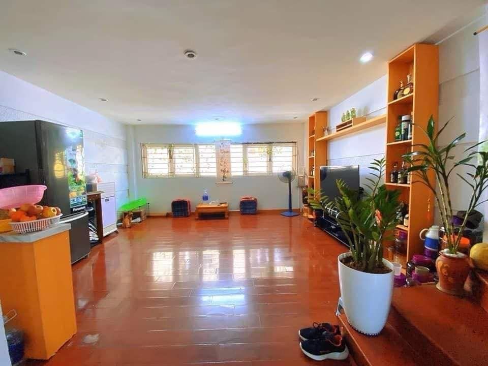 BÁN GẤP NHÀ XUÂN LA TT TÂY HỒ GIÁP DANH CẦU GIẤY KD Ô TÔ 37M X 6 TẦNG MT 5M 7,1 TỶ