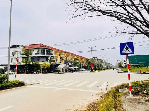 Bán Đất Mặt Tiền Âu Lạc - Đối Diện Trụ Sở CSGT Giá Chỉ 4,x Tỷ