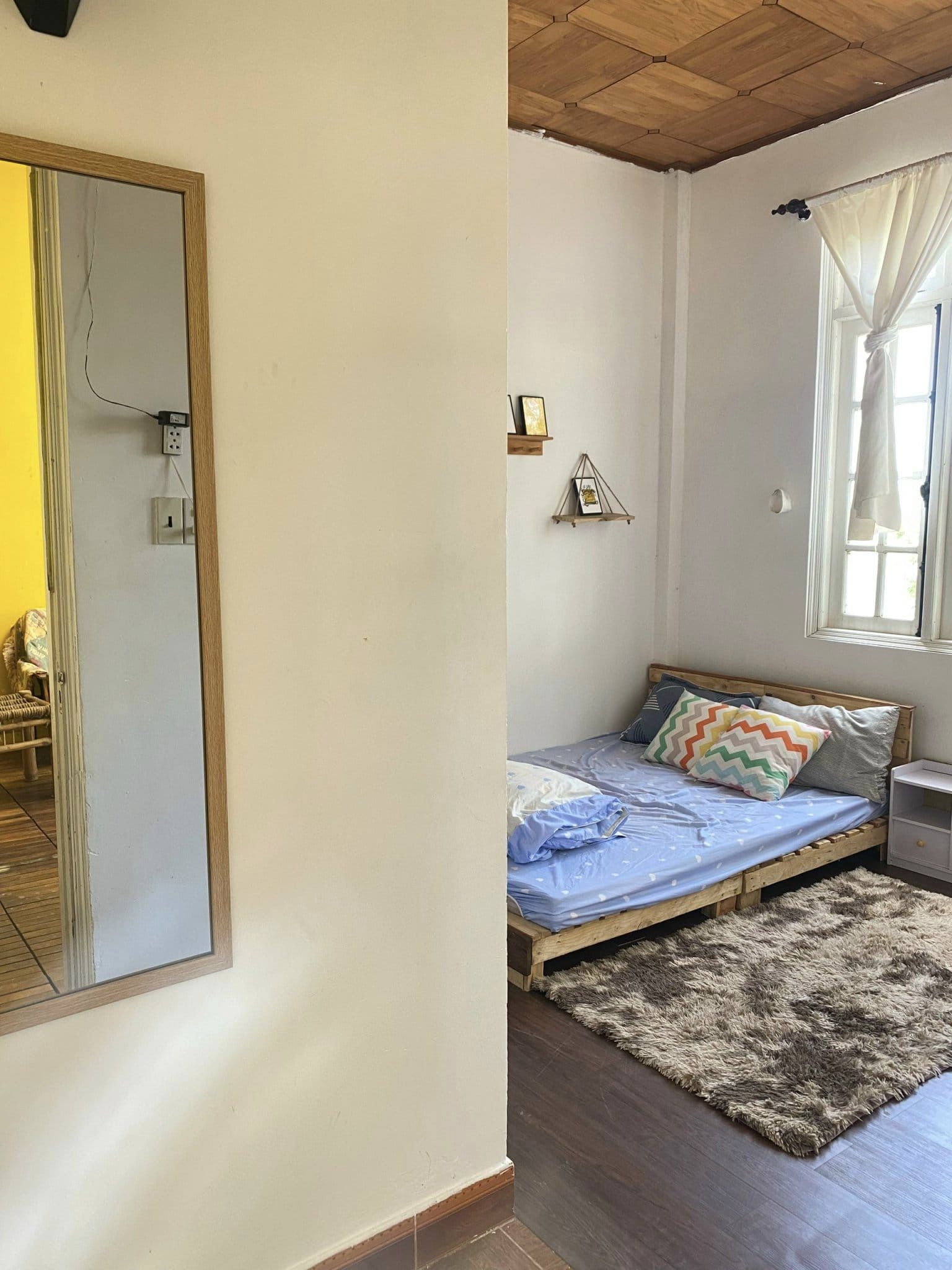 CHO THUÊ VILLA SÂN VƯỜN CÓ CÂY ĐÀO GẦN GA ĐÀ LẠT - Tiện đi bộ ra Hồ Xuân Hương