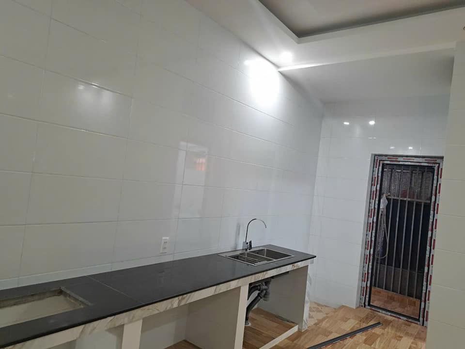 Bán nhà đường Lý Bôn, Sao Mai, Bình Khánh