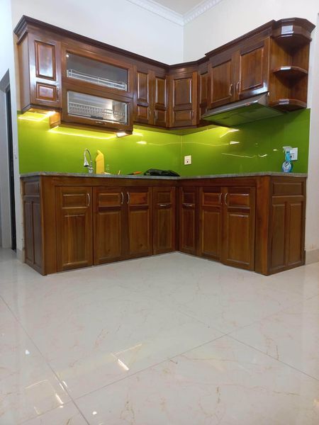 Nhà 3 tầng lô góc ngõ thoáng đường Tràng Thi, xây hiện đại tặng lại toàn bộ nội thất xịn xò