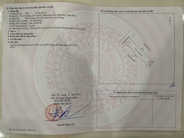 Bán căn nhà dành cho các bạn đang muốn ở trung tâm thành phố Điện Biên Phủ có thể tham khảo