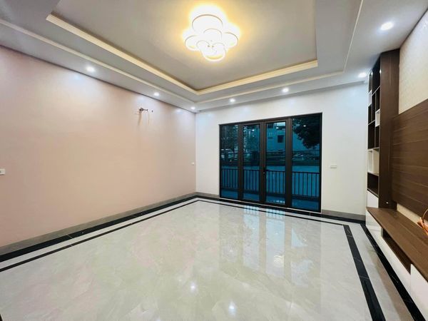 Ngôi Nhà CỰC HIẾM VÀ CỰC ĐẸP, MỚI TINH CHƯA BÓC TEM KHU VỰC CỐC LẾU Chỉ việc xách Vali về ở