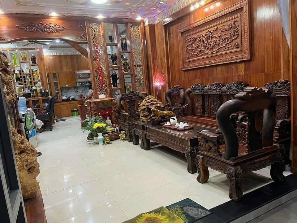 BÁN LỖ 1TỶ CĂN NHÀ TÂM HUYẾT Lầu trệt sân xe hơi Ngay Đường Võ Thị Sáu, Thái Hòa, Tân Uyên, BD