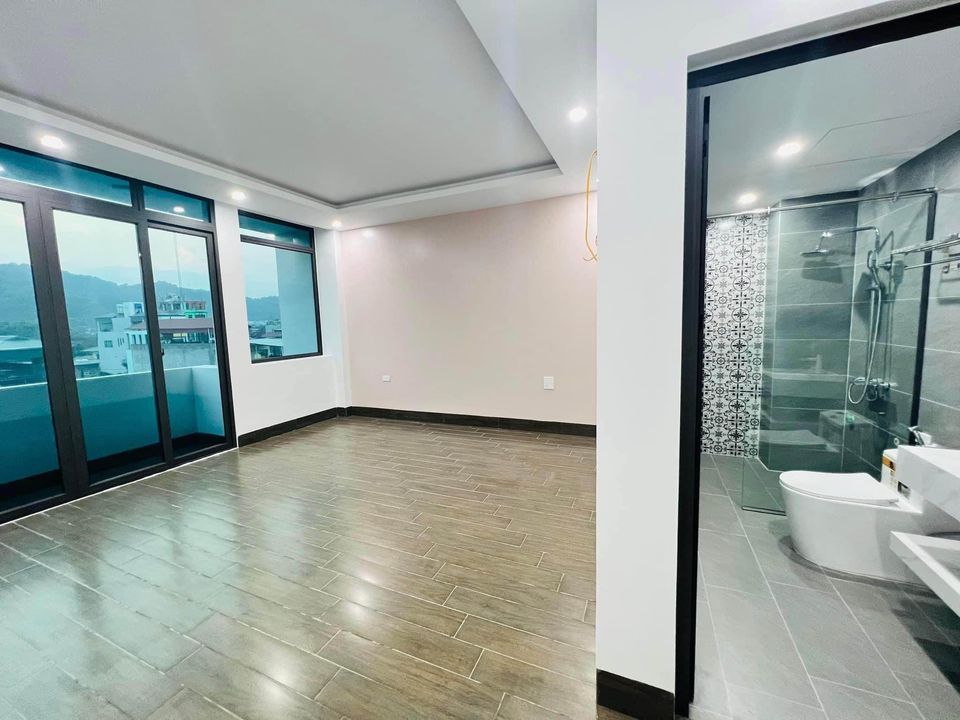 Ngôi Nhà CỰC HIẾM VÀ CỰC ĐẸP, MỚI TINH CHƯA BÓC TEM KHU VỰC CỐC LẾU Chỉ việc xách Vali về ở