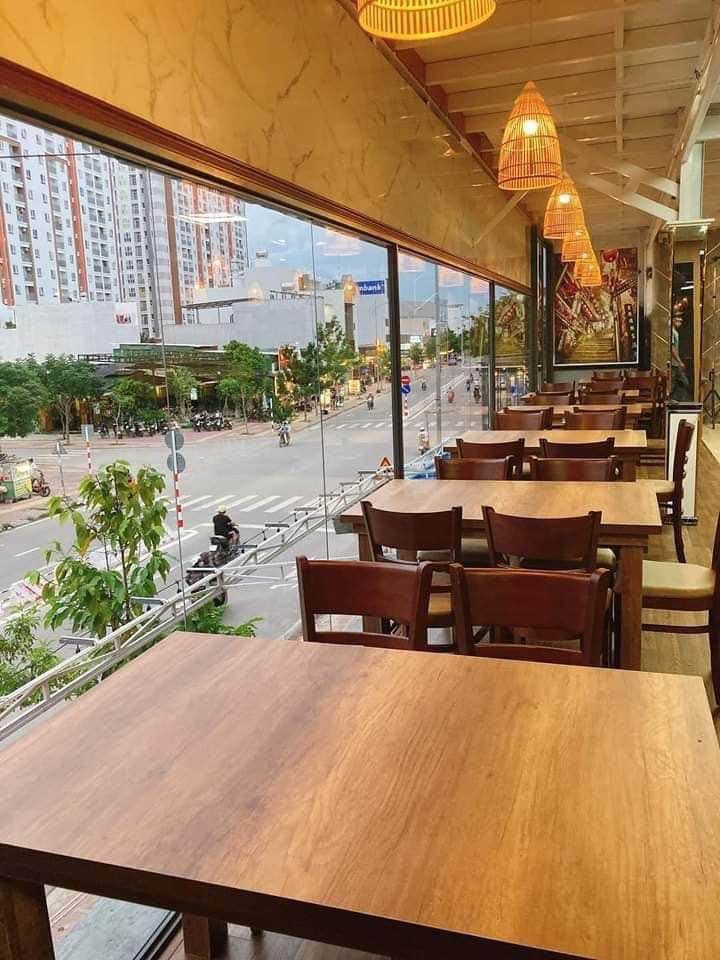 Cho thuê mặt bằng số 08 Trần Nhân Tông nối dài, đầu đường vào khu K1, đối diện cafe Trend
