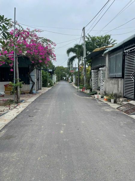 Hạ tiếp chỉ còn 1ty899 cho Khu bàn cờ Việt Kiều đường Lê Ngô Cát. Diện tich 5x20x40 thổ cư