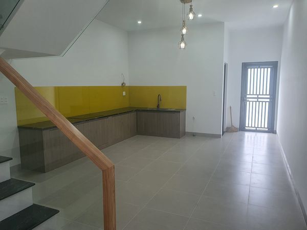 Bán Căn Nhà Đường Kha Vạn Cân ( đường nhựa vỉa hè 17m), phường Long Tâm, Tp Bà Rịa