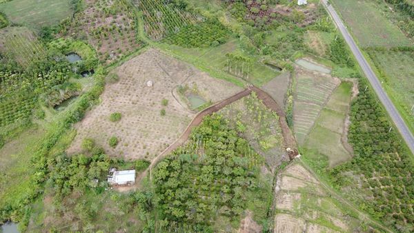 Mình có lô đất cần bán. Nằm cách QL29 chỉ 100m. Tọa lạc tại: Ea Dăh - Krong Năng - Daklak.