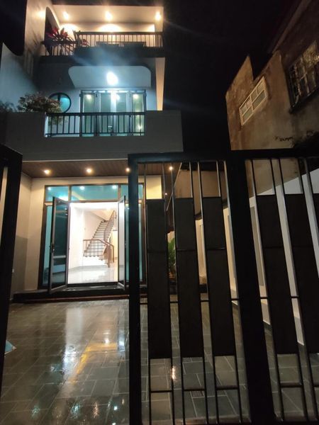 Chính chủ cần bán căn nhà xinh đẹp thiết kế hiện đại tại Lê Lai gần trường chuyên Lam Sơn