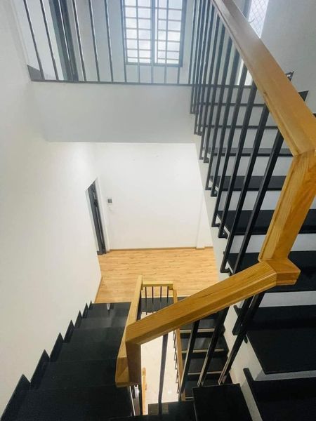 Nhà đẹp 3 mê 3 tầng, diện tích khủng 131M2 Tô Hiệu,phường Hòa Minh, Q Liên Chiểu Đà Nẵng