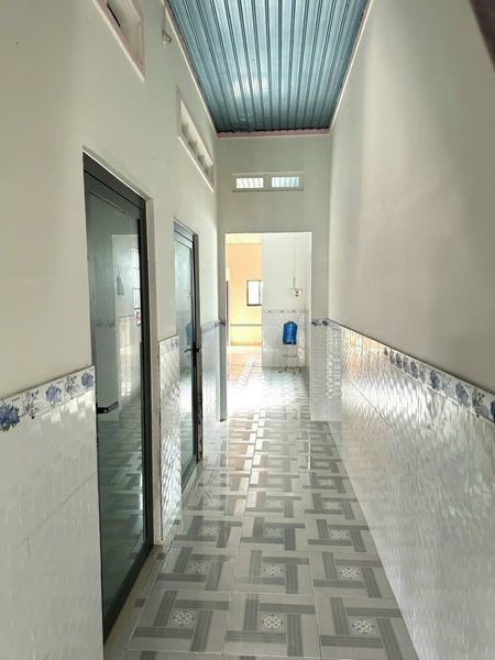 hiện tôi cần tiền gấp nên để lại cân nhà cấp 4 tân phú trung 116m2 giá chỉ 590tr .