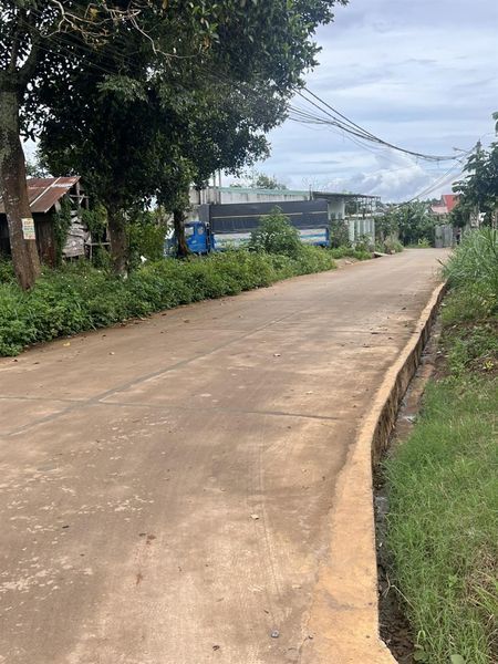 Đất hẻm Lạc Long Quân, pleiku đường bê tông, khu dân cư an ninh, cách chợ Âu cơ vài bước chân