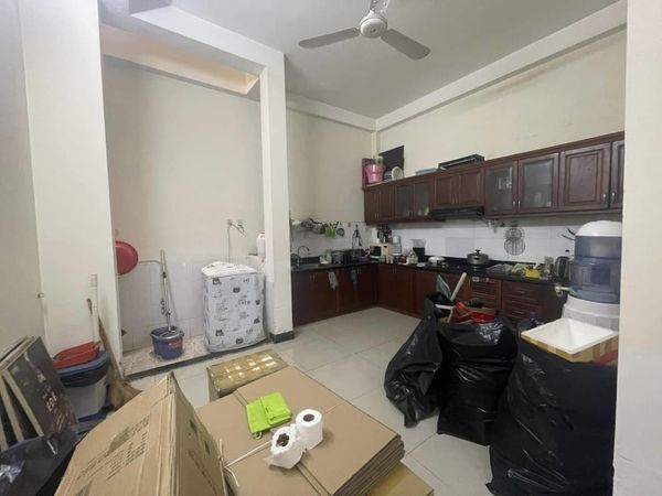 Giá 14tr /1 tháng cho làm CHDV hợp đồng ký 3 năm Đường Bùi Quang Là P12 Gò Vấp