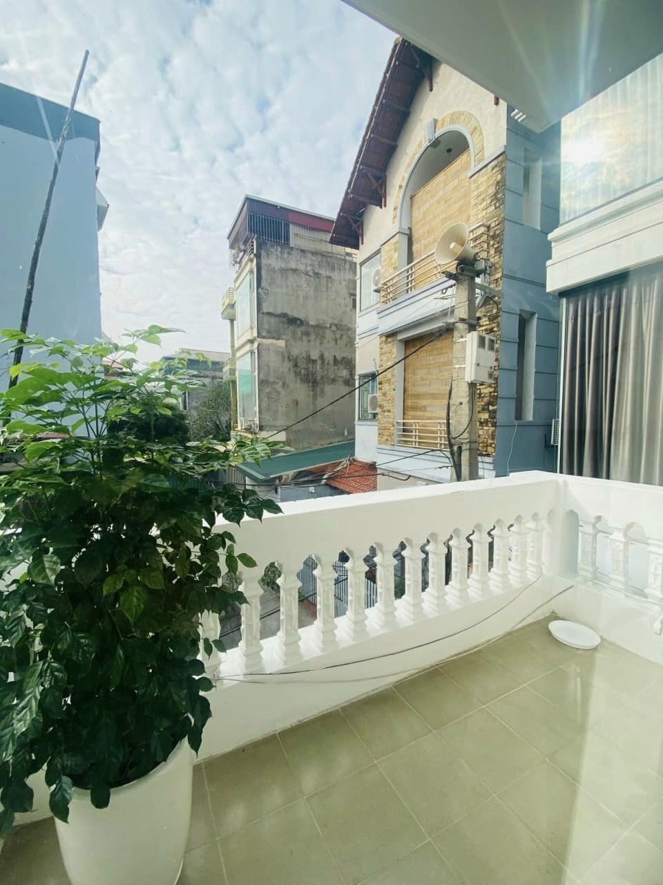 Bán nhà Góc 3.5 tầng lệch Ngõ Phố Nguyễn Đình chiểu P Ngọc Châu TP Hải Dương cực kỳ thoáng mát