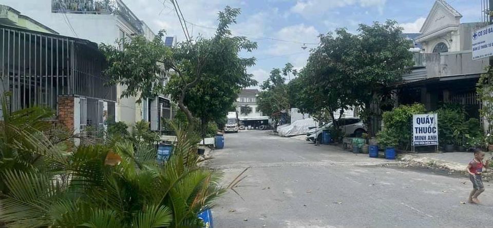 BÁN LỖ 1TỶ CĂN NHÀ TÂM HUYẾT Lầu trệt sân xe hơi Ngay Đường Võ Thị Sáu, Thái Hòa, Tân Uyên, BD