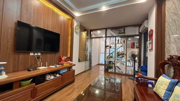 Cho thuê nhà nguyên căn MỚI ĐẸP ngõ 66 HỒ TÙNG MẬU, CẦU GIẤY