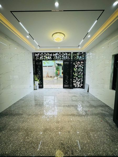 Nhà mới xây 2024 2 mặt tiền siêu đẹp đg Phùng Chí Kiên sát ngã 4 Kinh Dương Vương & Nguyễn Sinh Sắc