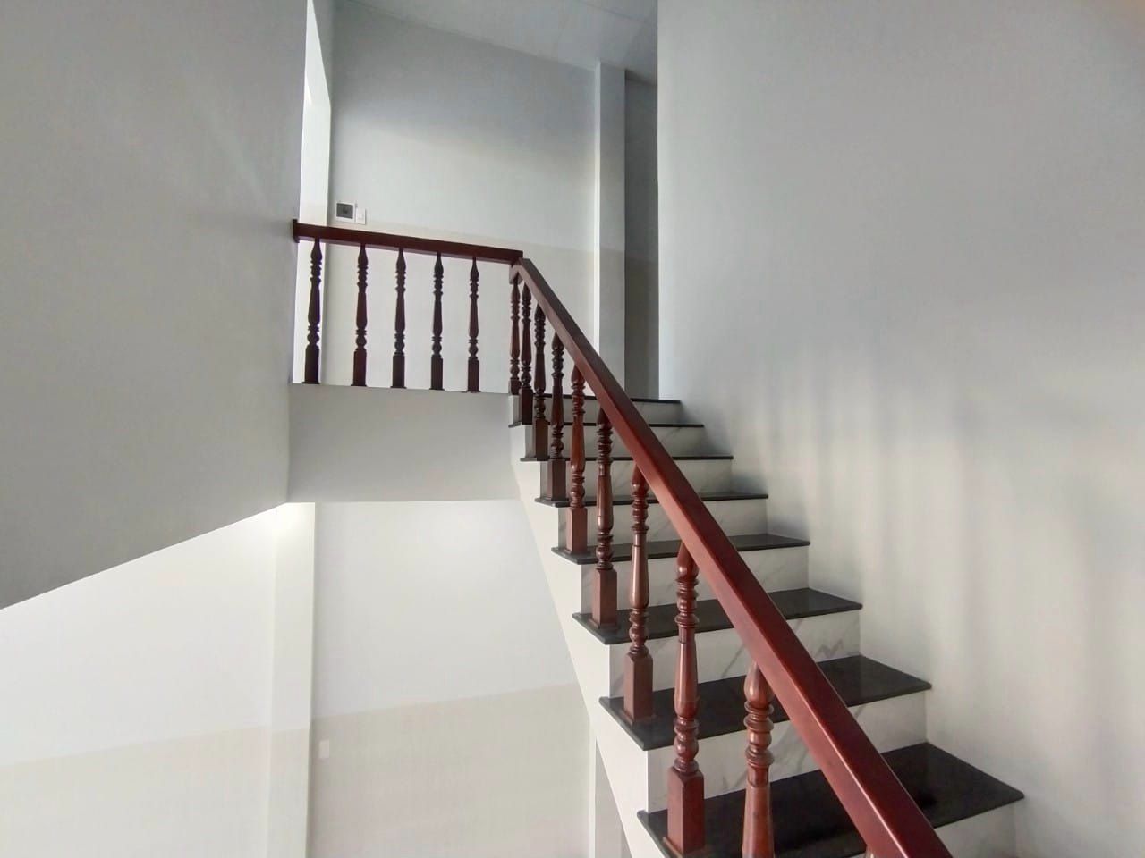 NHÀ MỚI 100%-SỔ HOÀN CÔNG Vị trí: Đ. Hồ Xuân Hương N7 Cũ KDC Hoàng Phát - Phường 1- Bạc Liêu