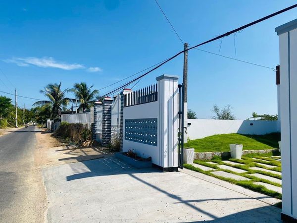 HOMESTAY - ĐẸP - RỘNG - XÂY MỚI - NĂM 2022 GẦN TRUNG TÂM PHAN THIẾT